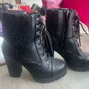 TOP Moda Black fur Lace-Up Chunky Heel Boots